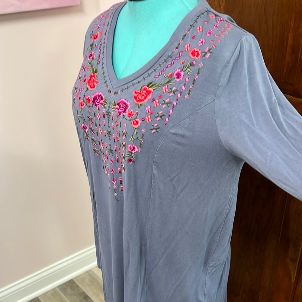 Sahalie Blue Tunic with Pink Floral Embroidery - Picture 3 of 7